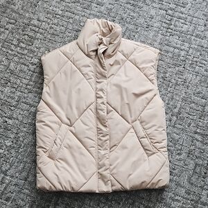 Women's Tan Quilted Vest
